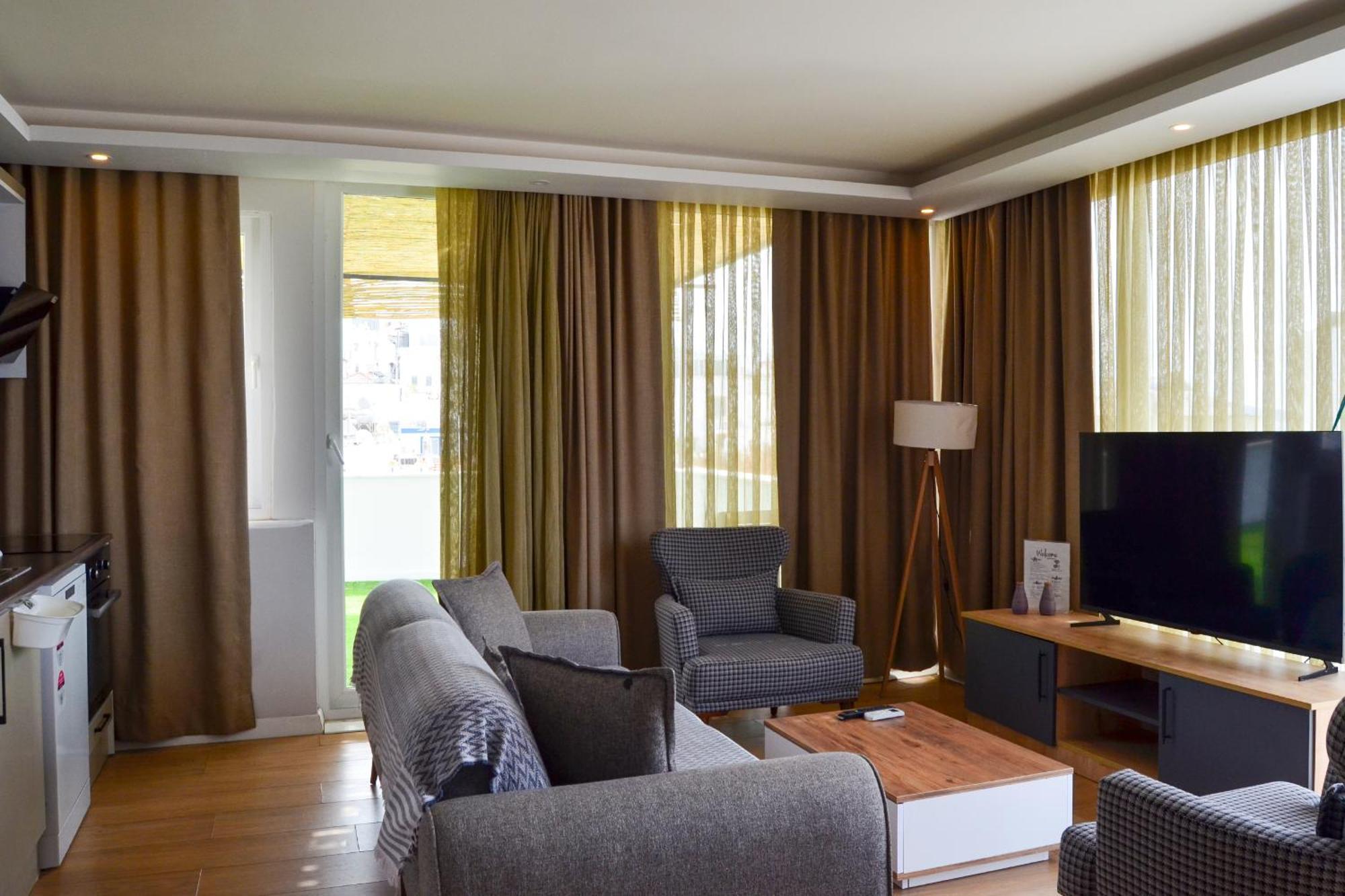 Loca Centre Suites Бодрум Екстер'єр фото